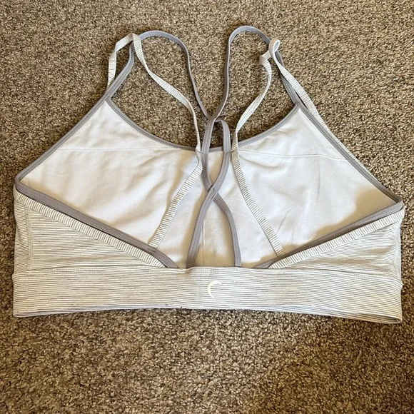 ZYIA Light Gray Striped Sports Bra - Picture 3 of 3